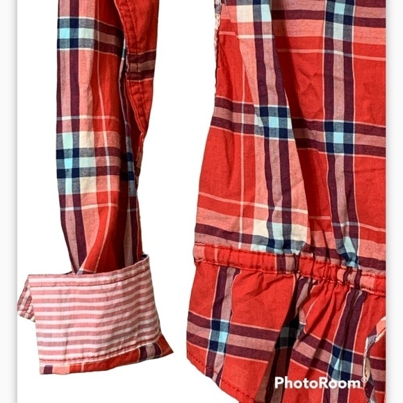 NWT Hollister Flip Cuffs deep ruffle V-neck, LS button-down red plaid blouse - Picture 8 of 10